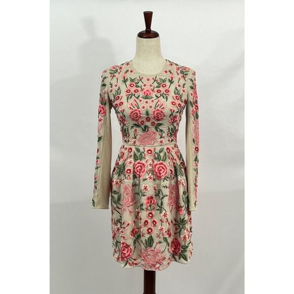 NEEDLE & THREAD Sz 0 US Embroidered Beige Pink Floral Mini Dress - Picture 2 of 10